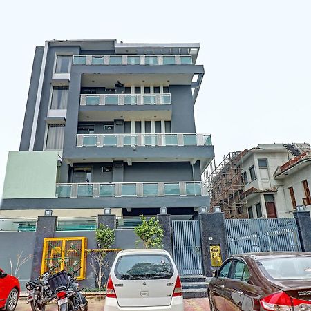 Hotel Townhouse Sector 30 Near Botanic Garden Of Indian Republic Noida Exteriér fotografie