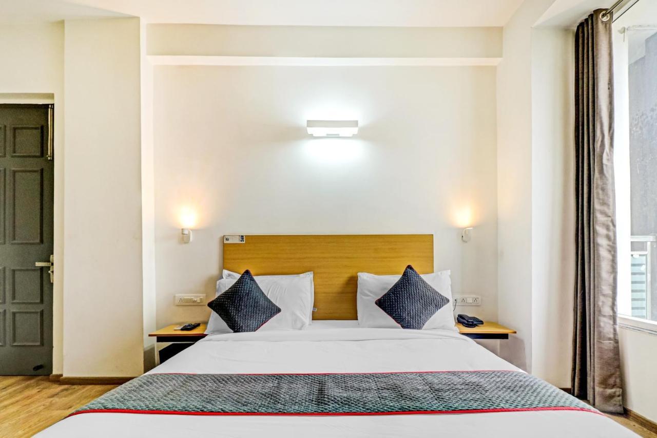 Hotel Townhouse Sector 30 Near Botanic Garden Of Indian Republic Noida Exteriér fotografie