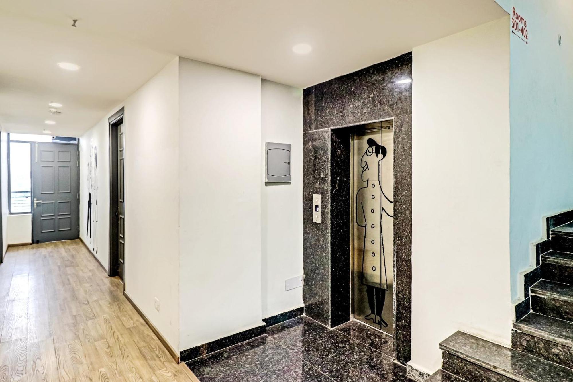 Hotel Townhouse Sector 30 Near Botanic Garden Of Indian Republic Noida Exteriér fotografie
