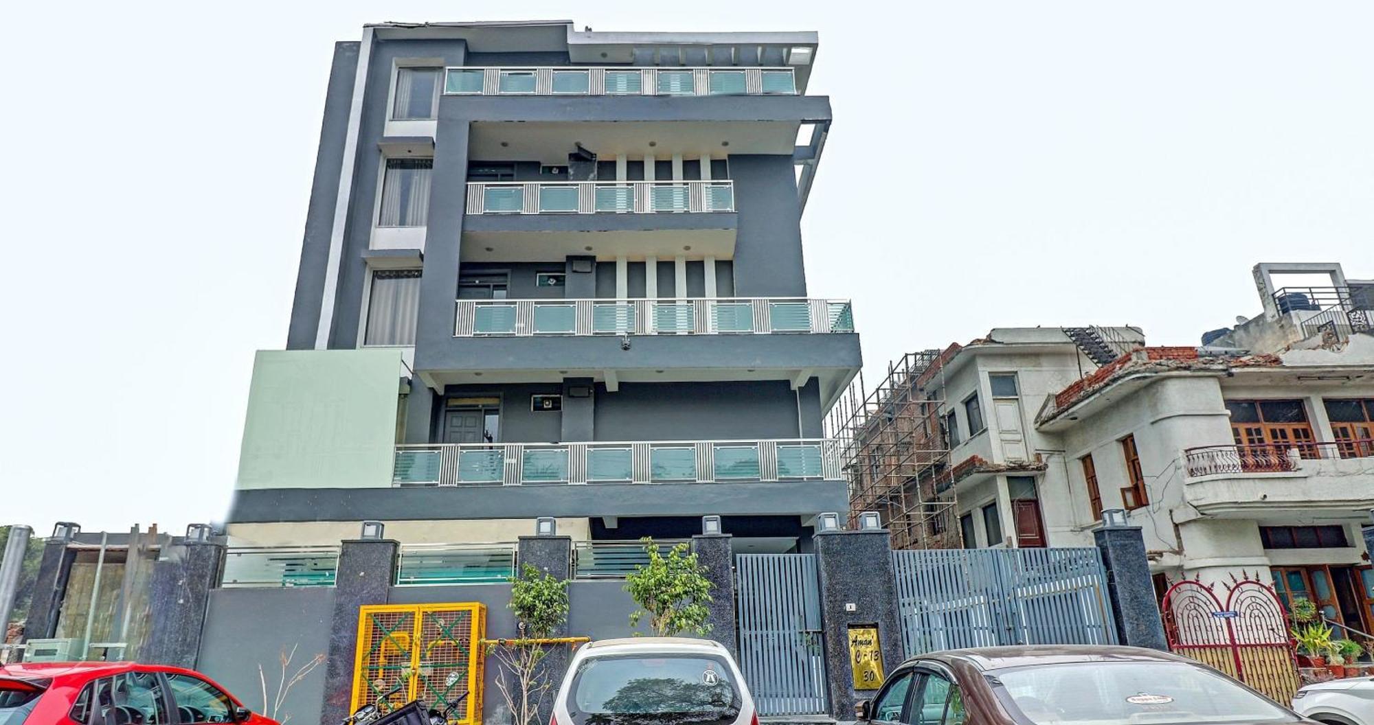 Hotel Townhouse Sector 30 Near Botanic Garden Of Indian Republic Noida Exteriér fotografie